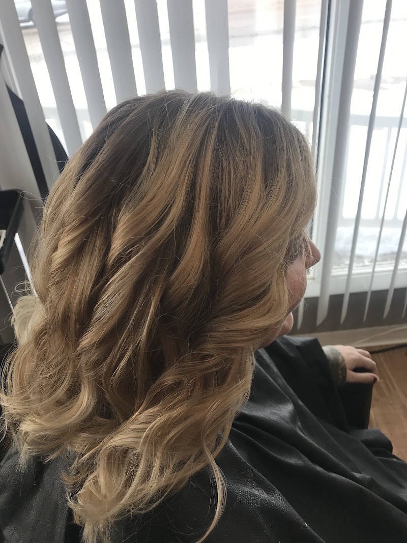 Stephanie's Image Designers, beauty salon in Clinton, IA, photo 4 of 10